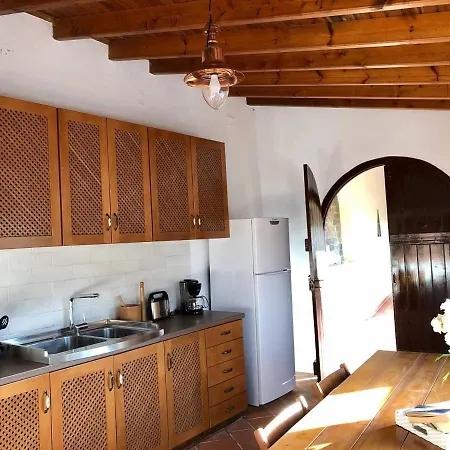 Villa Stone Nest Andros Livádhia
