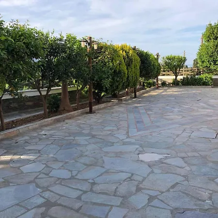 Villa Stone Nest Andros Livádhia